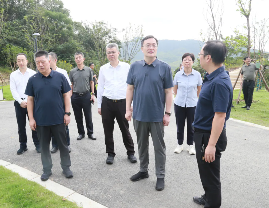 江陰市人大常委會視察美麗江陰建設情況